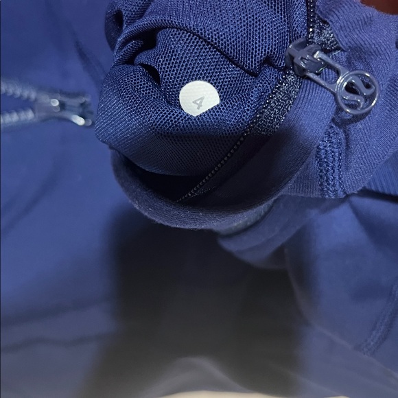 Lululemon navy blue hooded Long Jacket - Picture 6 of 16